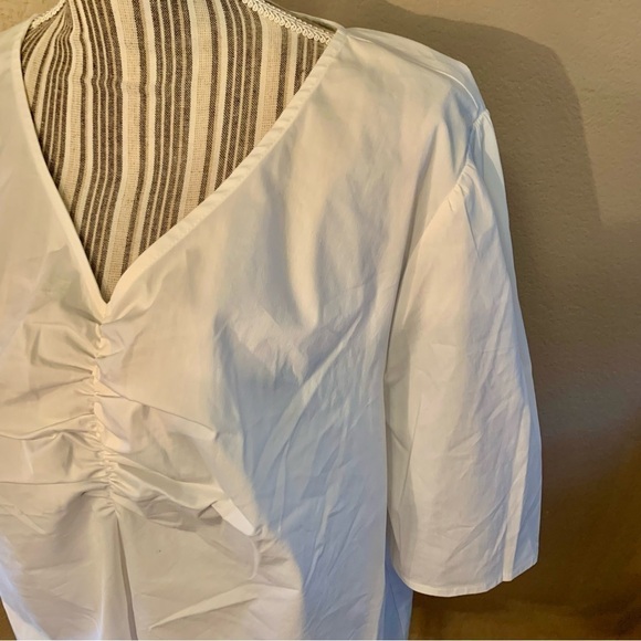 NEW Liz Claiborne Top XXL White Short Sleeves Ruching V-Neck Cotton Nylon Spandx - Picture 7 of 13